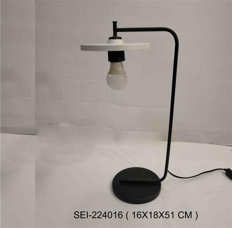 METAL BASE  TABLE LAMP ( 16X18X51 CM ) 